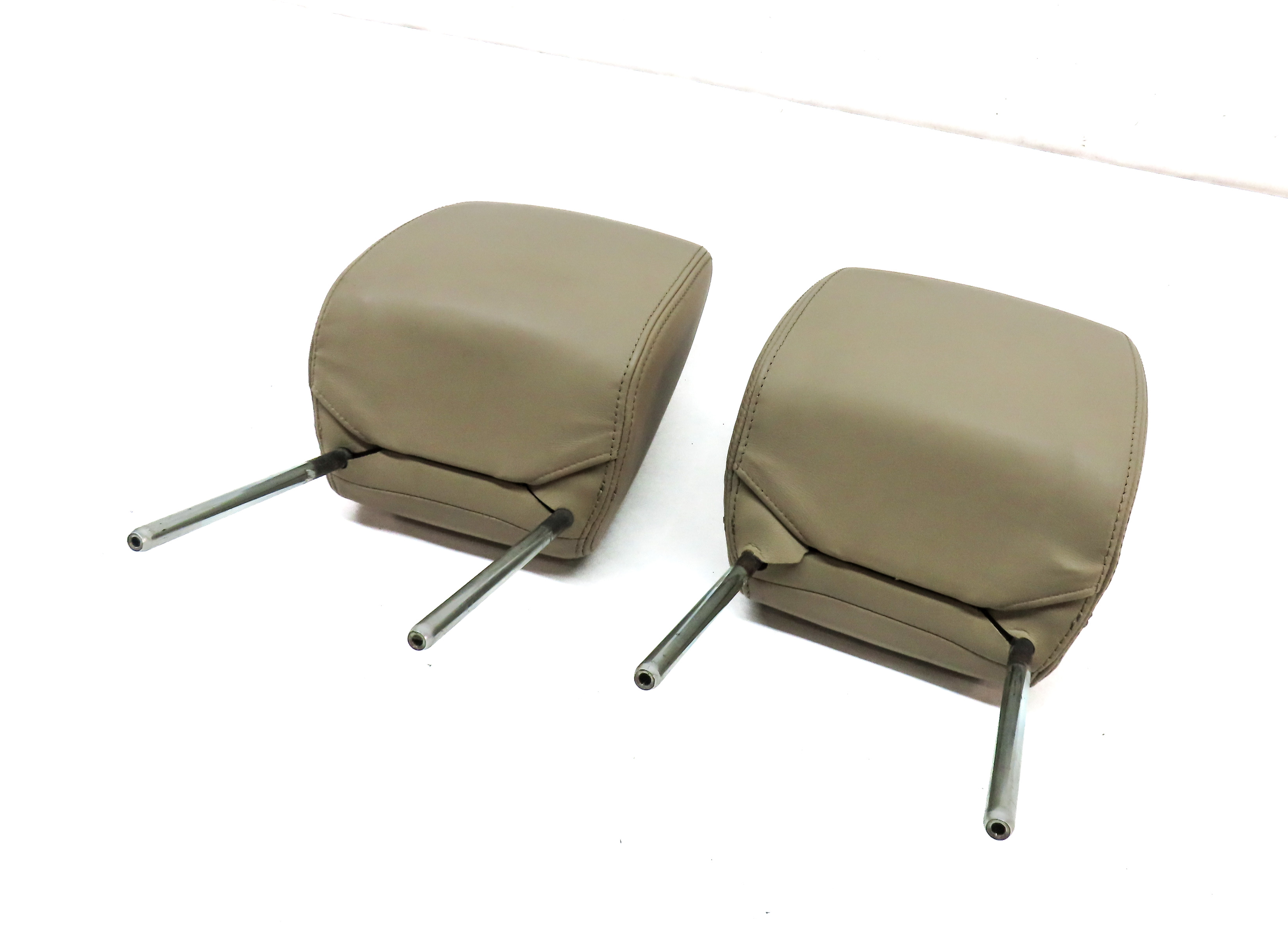 2010-2016 LAND ROVER LR4 FRONT LEFT & RIGHT SEAT HEADREST SET-2 (Almond) — exact item pictured